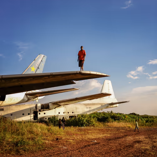 Item #5606426941725502535038272761259107725542531596447892324367451169427457835009 Media