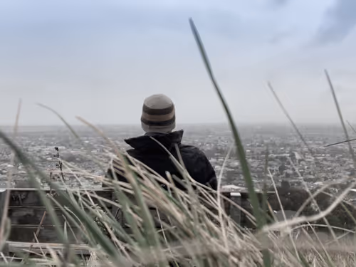 Item #100151078309057675366159992497543003968848618159963270405575559529456721723393 Media