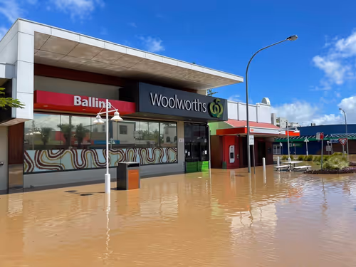 Item #46158241976375582975714186756959890667435383179998719253749848368370952437761 Media