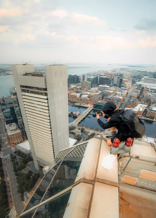 Item #20683655856909244943666558702456579752991818578261390304519587100636001337345 Media