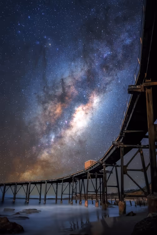 Item #95446300460181141924044048336705952340145477267269856888504817532376138645505 Media