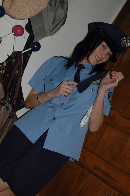 Item #114897420147735578996875144627115122561638223557948297077066948176138924457985 Media