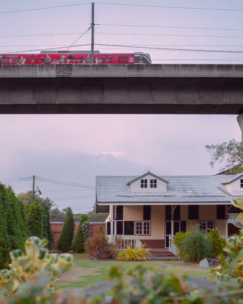 Item #105025572156970423279806083631740089086586526732791604564462751981315649699841 Media