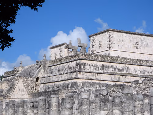 Item #40204312931910274261888319886493561627181628932808286703084246019916922093569 Media