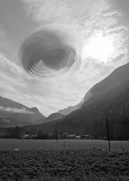 Item #70289046270216540615569387337235414738610929699744131839351085654766801387521 Media