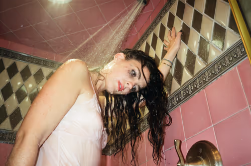 Item #107431263592480299811499235302818049319062692943160370239942642473668502880257 Media