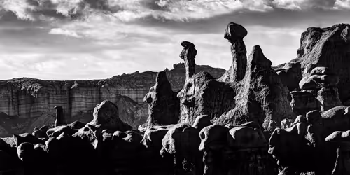 Item #47249959134198920907423674863097916784609466470325481649030705721733535498241 Media