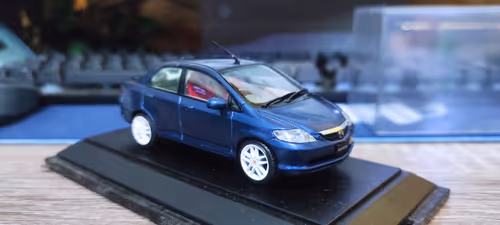 Item #46852902772760857743937223771581326778339374801989155366078423339961421922305 Media