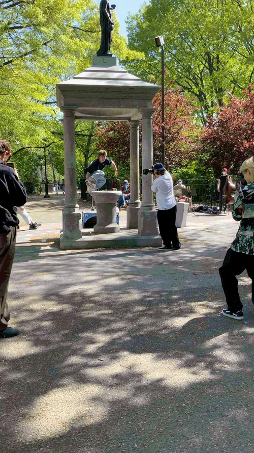 Item #16386636295082358469730771172983213295424491810058823127507133877568277577729 Media