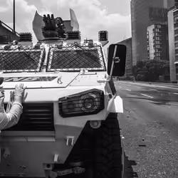 TANK WOMAN