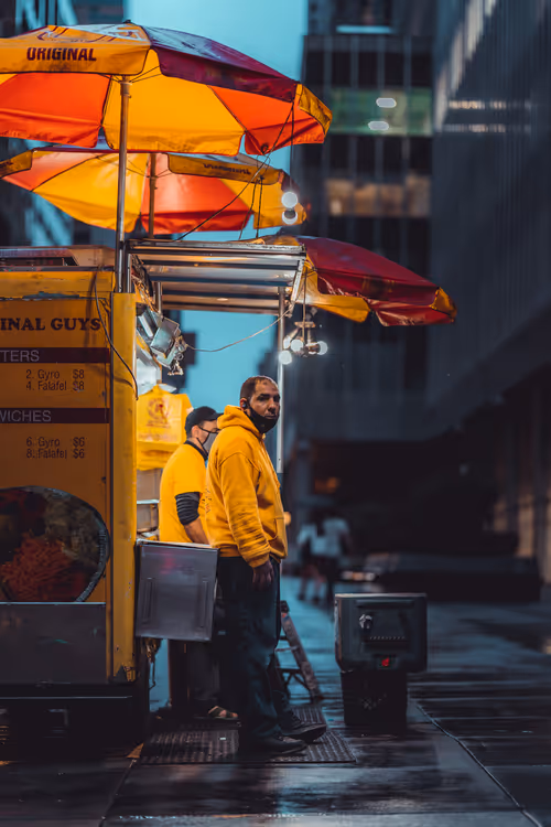 Item #44752229858710704547882990946217754742599991386574349955482480410415090106369 Media