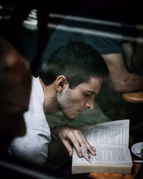 Item #55440886487937580274167437341387519678257013986126543852077000325036874137601 Media