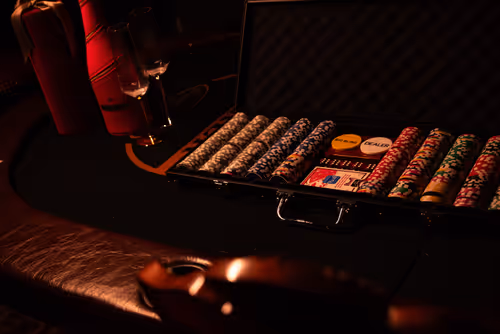 Item #85609240710973135230976347674677612252797211921103835166901622390659152347141 Media