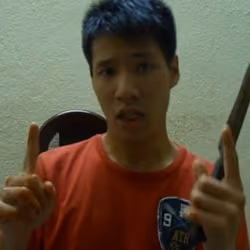 #70 Dennis Knife