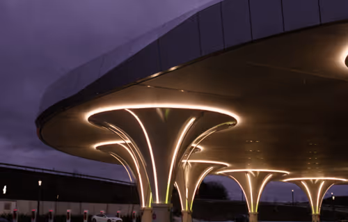 Item #67070821801453383581025215190297904119542291093206545992990362817681470521345 Media