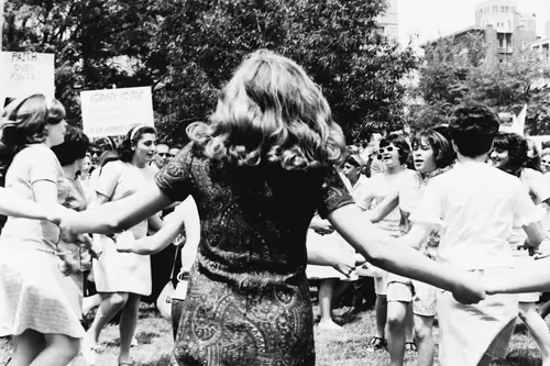 Item #103869953884735727563221393256320645863605690120870363676987596944482263629825 Media