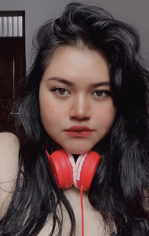 Item #49698477099339099312939527555360875078709531673675785806524411245007481077761 Media