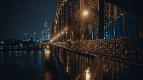 Ain't no sunshine by Nadine Sieber - A moody Street Photography Collection