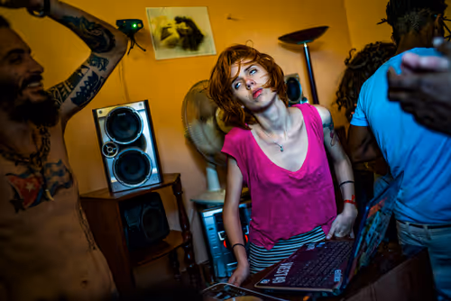 Item #28410794678939122859492626871196116087705428262137093470030241710840251154433 Media