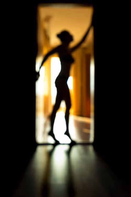 Item #104371524767681662070859687492825991490847075577390591541609827189256236302337 Media