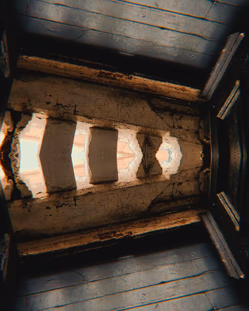 Item #83813870001028254034183636372253725916124604148332772860806868913578276028436 Media