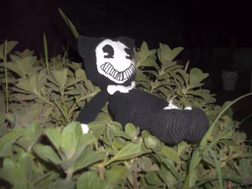 Item #15158402821624409502203619544958198900847491090778335290320072950128285057025 Media