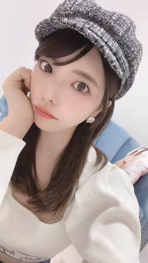 Item #84121289081958468684343997734683858451826841711285640041724668507224692228097 Media