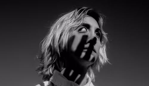 Item #20320409577353525733027990277588759518385479256488519863146356747127824056321 Media