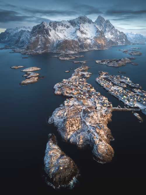 Item #70181392208351444828797858341320009028423104343210808831901439990537222356993 Media