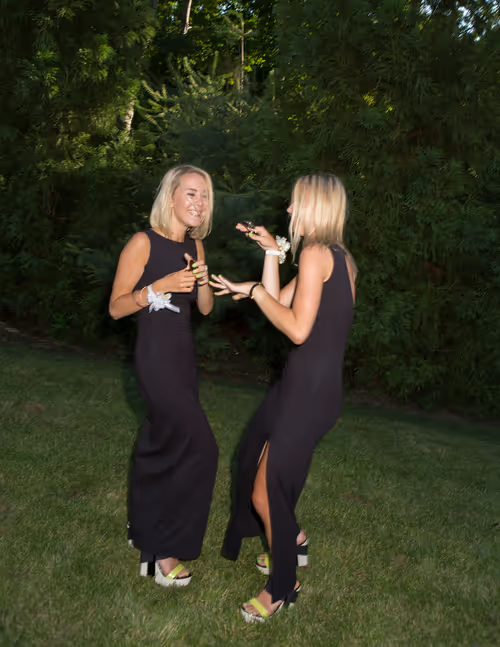 Item #99787149765269313542526220630739894121055166481364062909344608957138261245953 Media