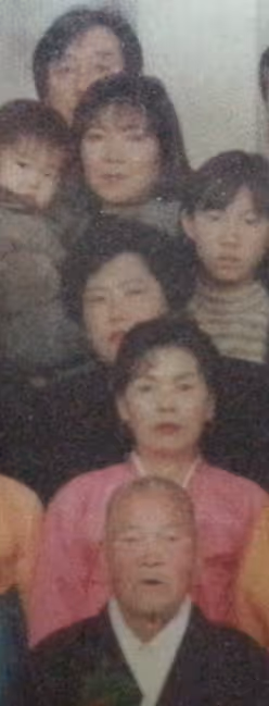 Item #69093255793905806303132723588600372727070549953109633234864679168269919191041 Media