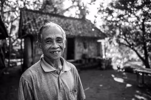 Item #84834639463328091260484975677994672960317612935287513554023817867226261749761 Media