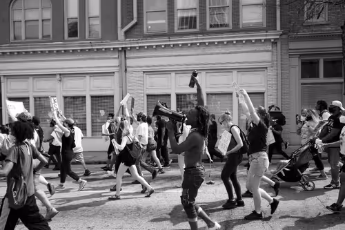 Item #57843955918540518308012149156386933061045149773487929366638830499309132185601 Media