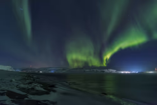 Item #35299893727096286200609341642010277792259011639099896802846543034312111947777 Media