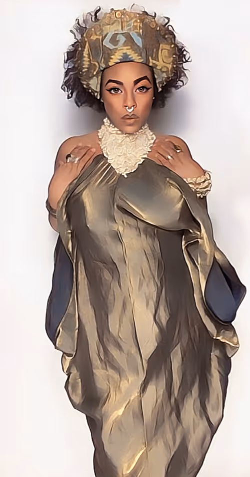 Item #53292879114345445565964811173152864094673244551280958456126390179813291720804 Media