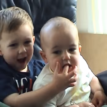 Item #71178824308047312259775618252400846499334345722876150070819490275515732852737 Media