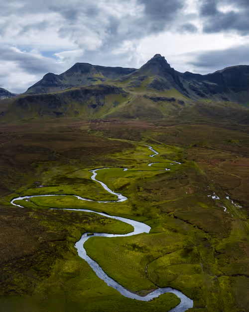 Item #59404681870809906448390957325299961742928436828892721220786848772617823846401 Media