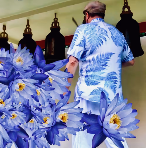 Item #82096501346670239397437643031748443215885747244841533606612332149292119621633 Media