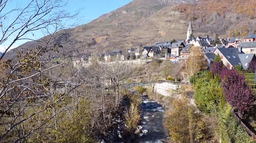 Item #108981745358097954049495837212066283541068824399029876320455683451240600043521 Media