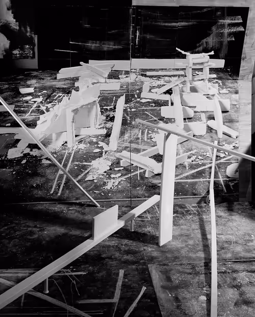 Item #70994132290544440633703364096786000569180114204876345233554070953243206221825 Media