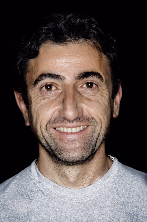 Item #103575288145863759231924263977555002064270378747803929858553735586685919428609 Media