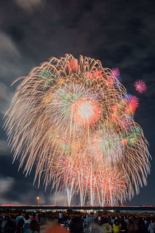 Item #108911492996146874115956011896780761878527851196280444702557873462191828500481 Media