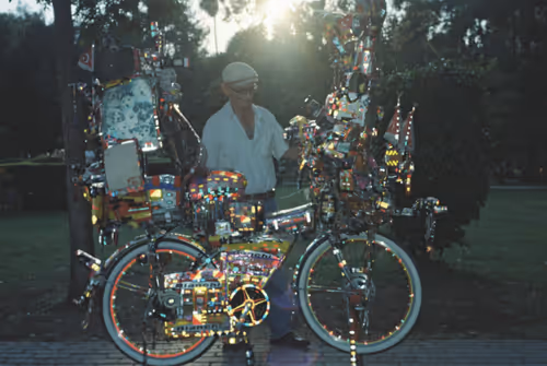 Item #108114342104392653736314500859474189257367411327069604905681252968830200709121 Media