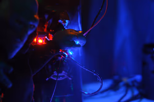 Item #30677718132475860855715520128052220814789340861686213117566221754999506993153 Media