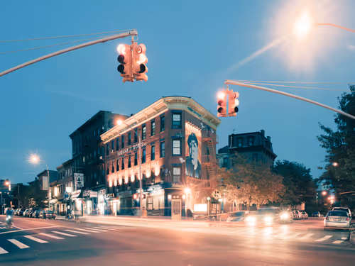 Item #45433878273403440521664752833313891753229131139543682429207814234298566836225 Media