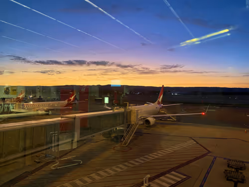 Item #29547649365736930988430257607024258131296127590941149474919508427022507442177 Media