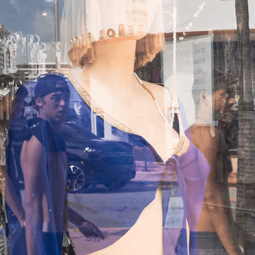 1329906673436554735741479762689004721964883825291971096983776558954129129473