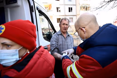 Item #42543003070663832387396099476150457454384400021813086558914849305872671179752 Media