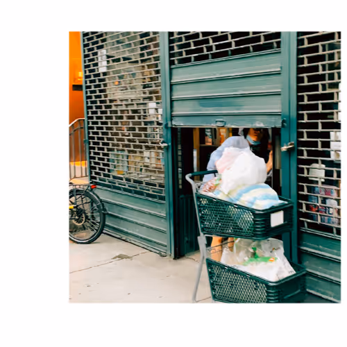 Item #33042120889451854685272695172442478807155240332106701713195592568363678695425 Media