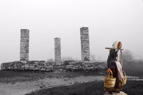 Item #30585250532602043535724079505865678596675897585705809312671979451288752488449 Media